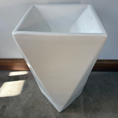 Swiss Madison 8-Sided Modern Pedestal Sink, White, Sku 033364