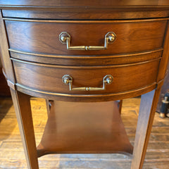Hekman Round Side Table w/ Elegant Hardware, Sku 034006