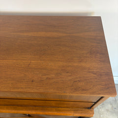United Furniture Chest of Drawers Walnut Finish with Faceted Design Detail, Sku 033876