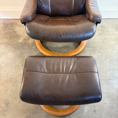 Ekornes of Norway Stressless Recliner and Footstool Brown Leather and Teak Base Ergonomic Adjustability, Sku 034060