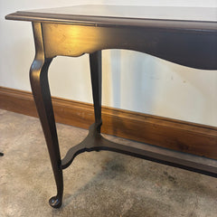 St. John's Tables of Michigan, Vintage Solid Mahogany Console Table, Sku 033773