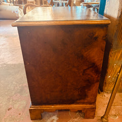 Antique Chest of Drawers w/ Burled Wood & Brass Hardware, Sku 034012