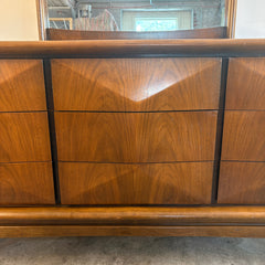 United Furniture Triple Dresser Walnut Finish Faceted Design Detail, Sku 033877