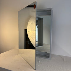 Robern Medicine Cabinet Wrapped in Mirror, Interior Shelves, Sku 033889