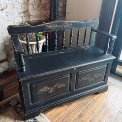 Athens Table Co. Colonial Style Oak Storage Bench, Distressed Finish, Sku: 033746