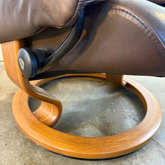 Ekornes of Norway Stressless Recliner and Footstool Brown Leather and Teak Base Ergonomic Adjustability, Sku 034060