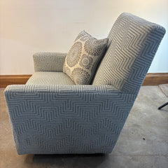 Rowe Furniture Carlyn Upholstered Swivel Glider with Coordinating Pillow, Sku 033801