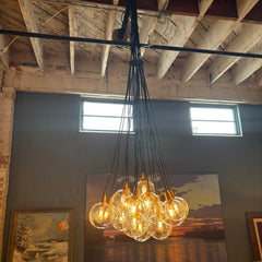 Bubble Pendant/Chandelier Clear Glass Bubbles with a Bulb in Each, Black Corded Cable can be Adjusted, Sku 033683