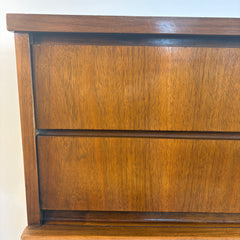 United Furniture Chest of Drawers Walnut Finish with Faceted Design Detail, Sku 033876