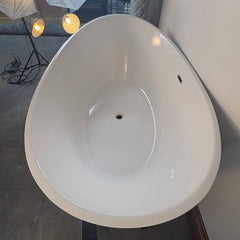 BainUltra Evanescence Thermomasseur Tub, Constructed of Fiberglass, Air Circulated System, Sku: 033473