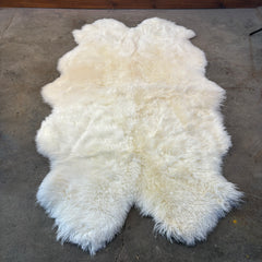 4 Pelt Sheep Skin Snow White, Sku 033241