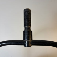 Mole-Richardson, England Ltd. Vintage Film Light, Two Light Bulbs, Cerca 1940s: Sku: 033581