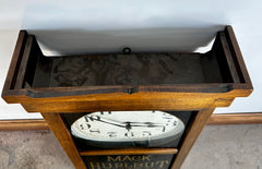 Wall clock, Mack Hurlbut, New Haven Clock Co., Vintage