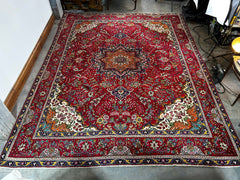 AMC Wool Area Rug, Pakistan, Red with Multi-Colored Accents, Traditional, sku: 032362