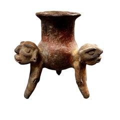 Ticaban Tripod Jar from the El Bosque Phase (300 BC.- 300 AD.) with Three Heads, Antiquity