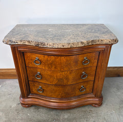 Thomasville Marble Top Chest of Drawers on Bun Feet, Sku: 033265