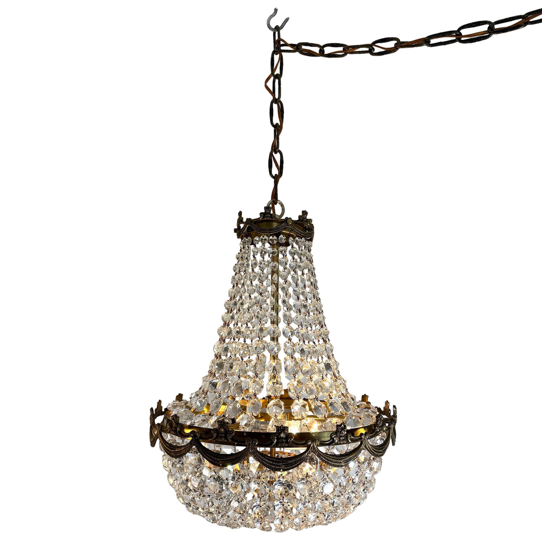 Luxury Lighting Ideas: How to Choose Lighting That Reflects Your Personality