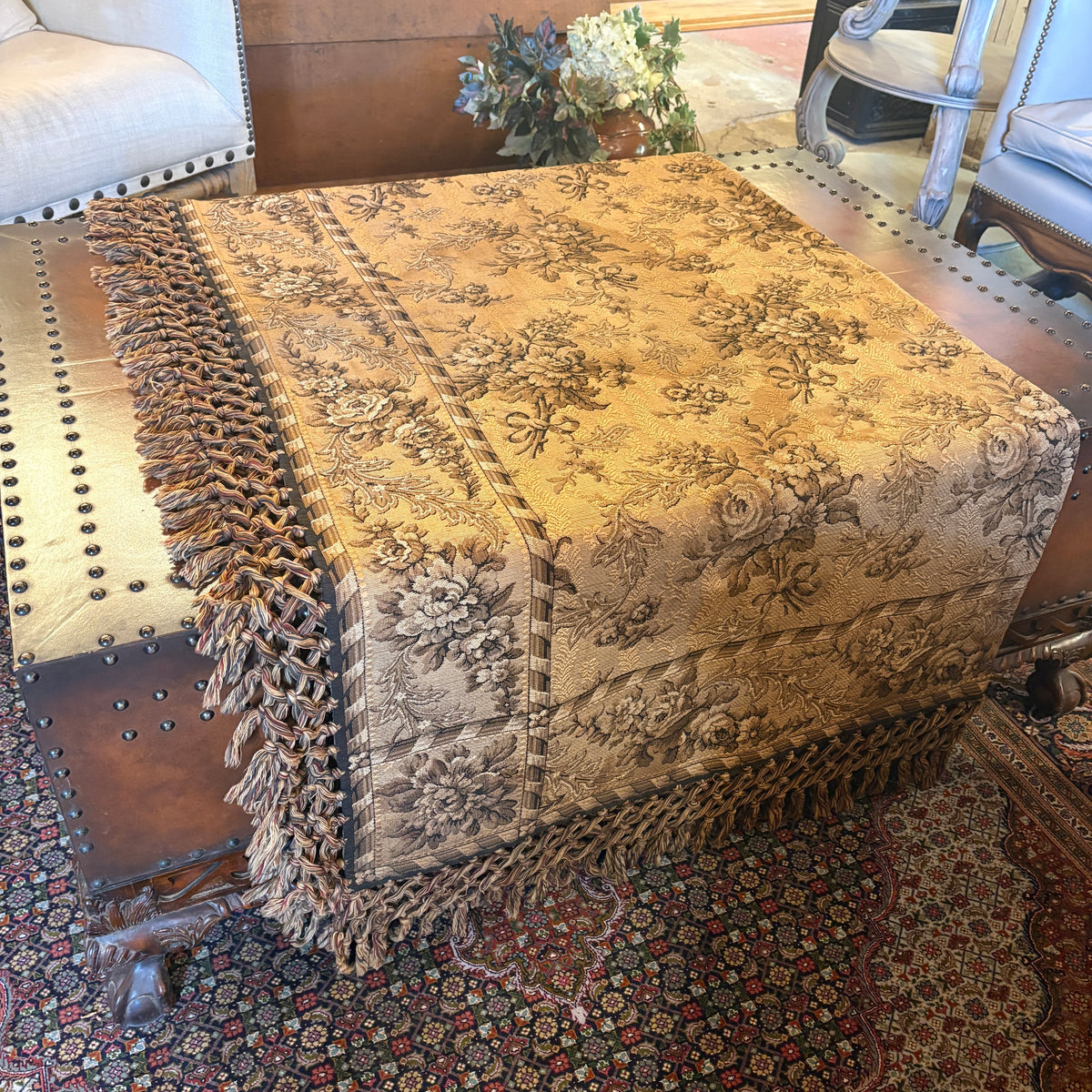 Large Floral Coverlet Tapestry, Sku 033396