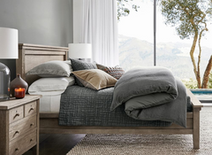 Williams Sonoma Home Full Size Bed Frame, Grey Wash Finish, Straight Line Design, Sku 033640