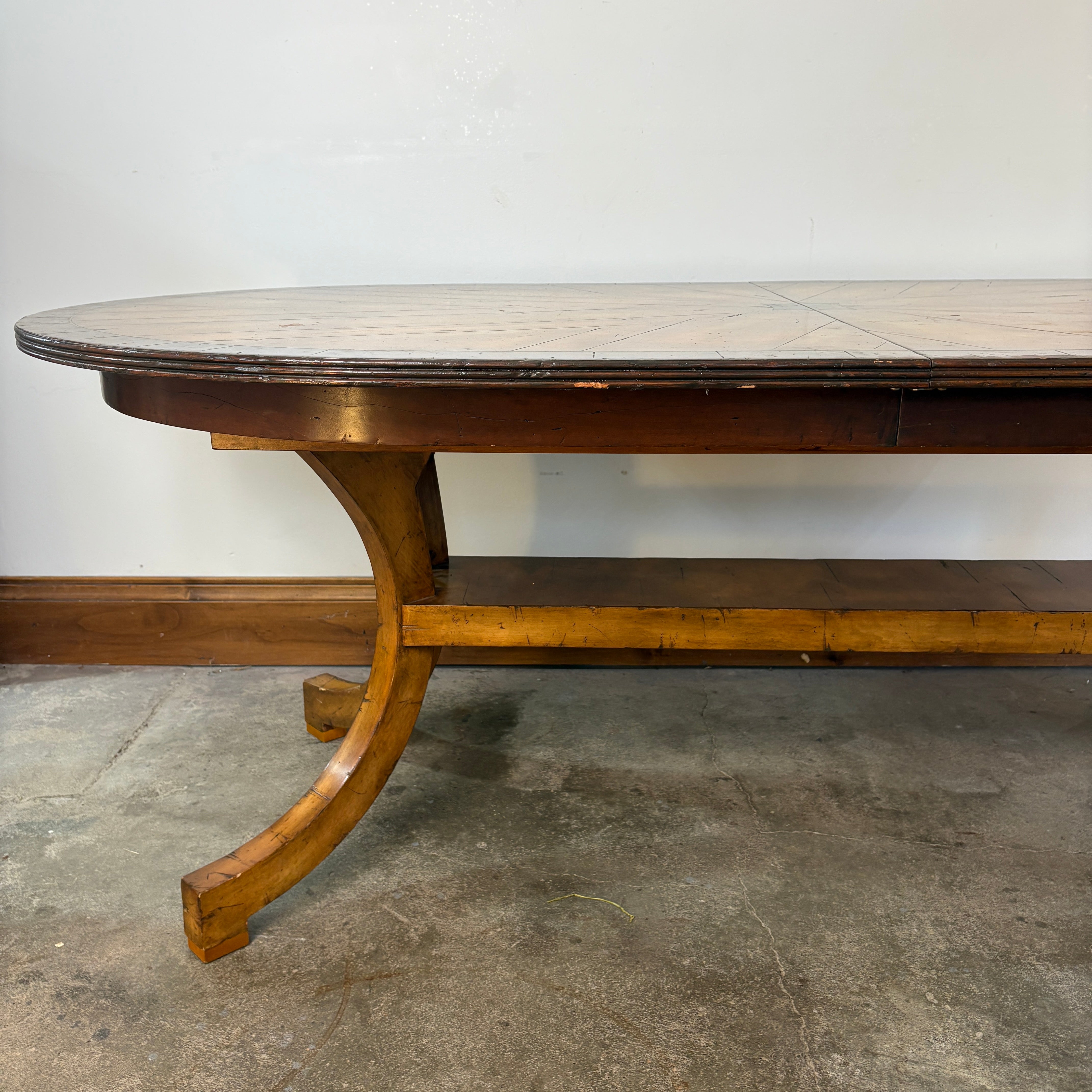 Oval Dining Table w/ Brass Inlay Star, Sku 033092