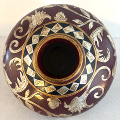 Squat Shaped Vase Burgundy, Sku 033259