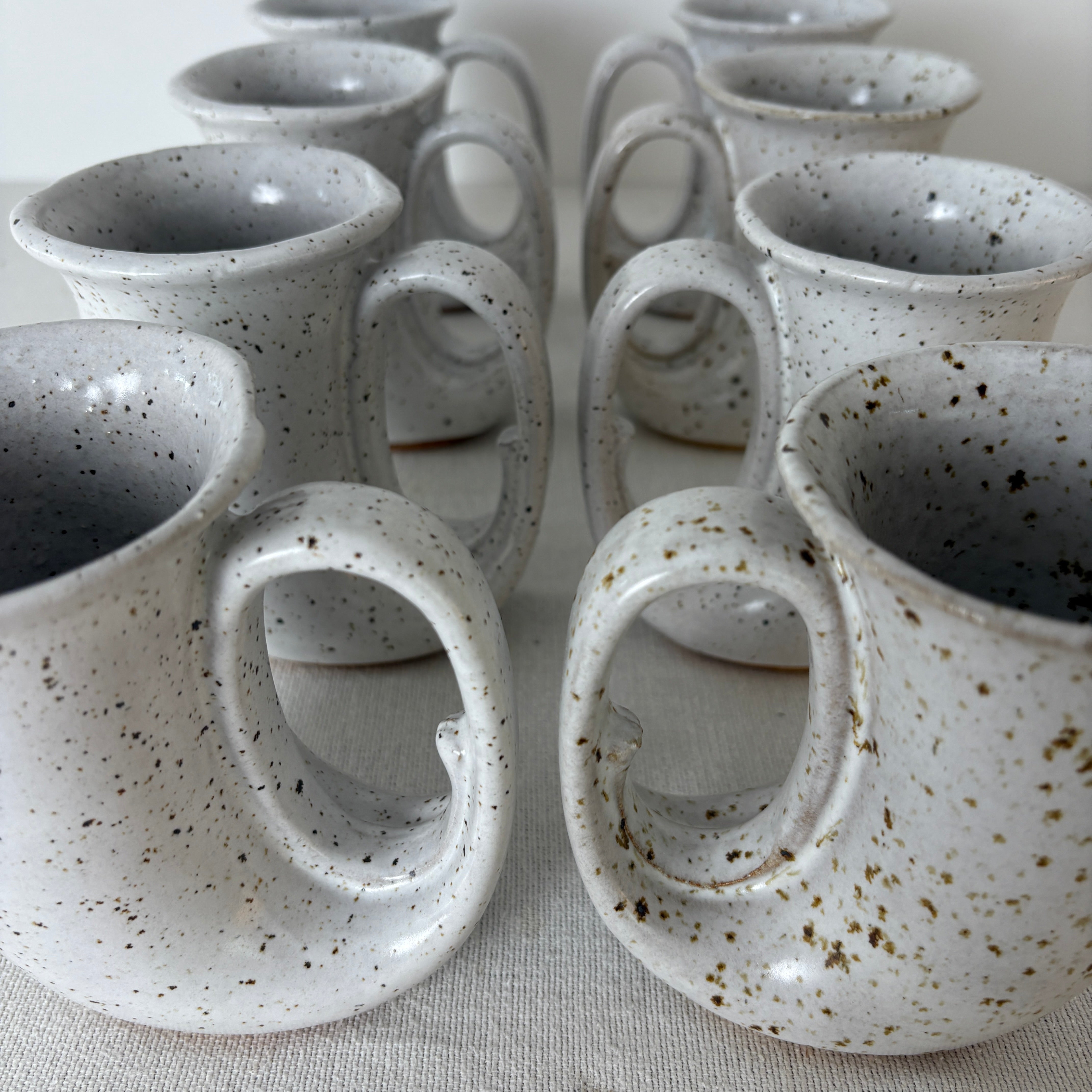 Set of 8 Pottery Horn cups, Sku 033012