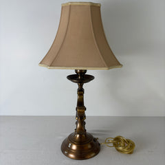 Chapman and Meyers Antique Brass Off-set Table Lamp, Sku 033040