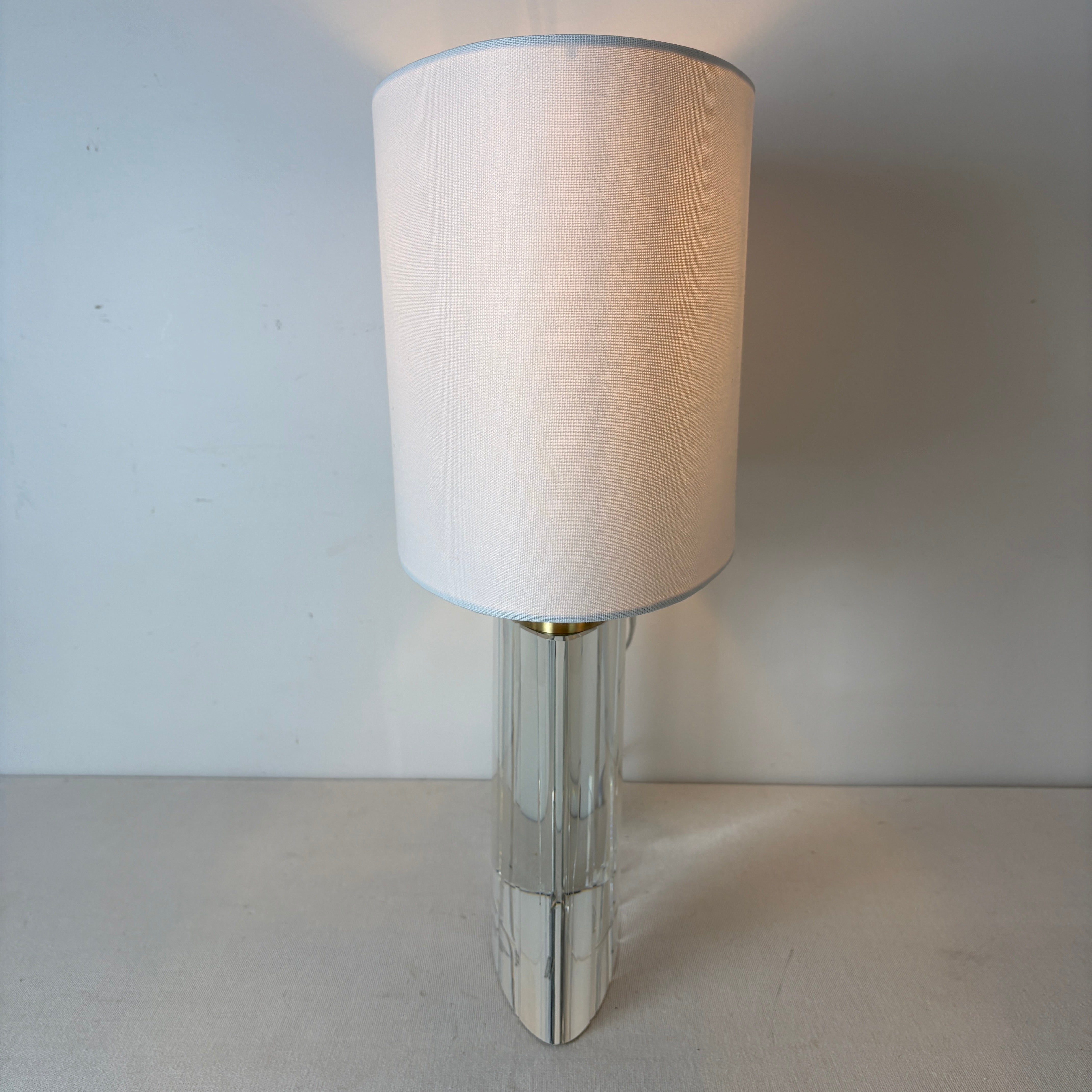 Crystal Base Table Lamp, Ribbed Detail, Oval White Linen Shade, Coordinating Finial, Sku 033132