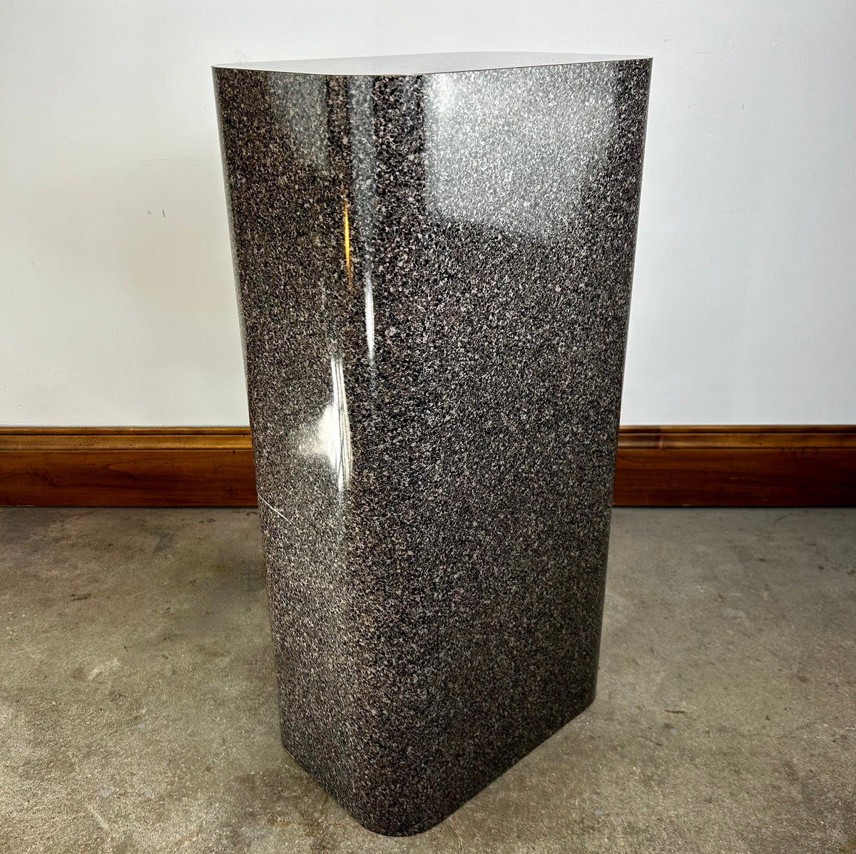 Pedestal in Formica with a Granite-Look, Rectangle Shape