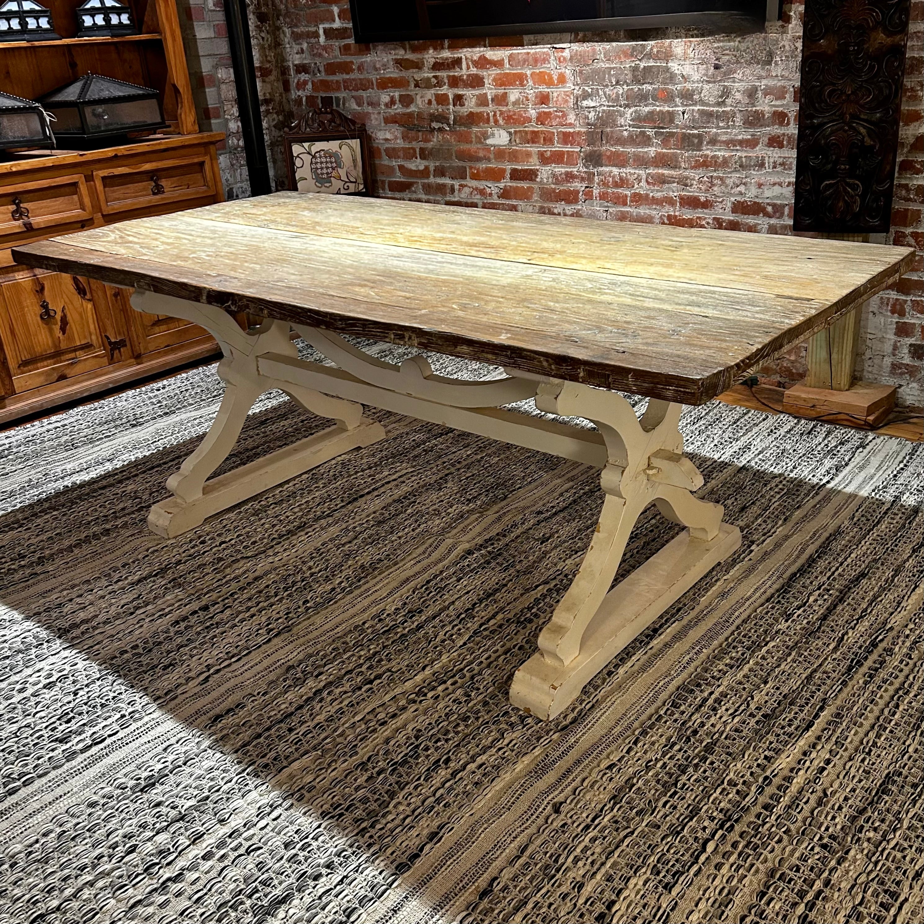 Plank Table Distressed Wood, X-Base, Rustic