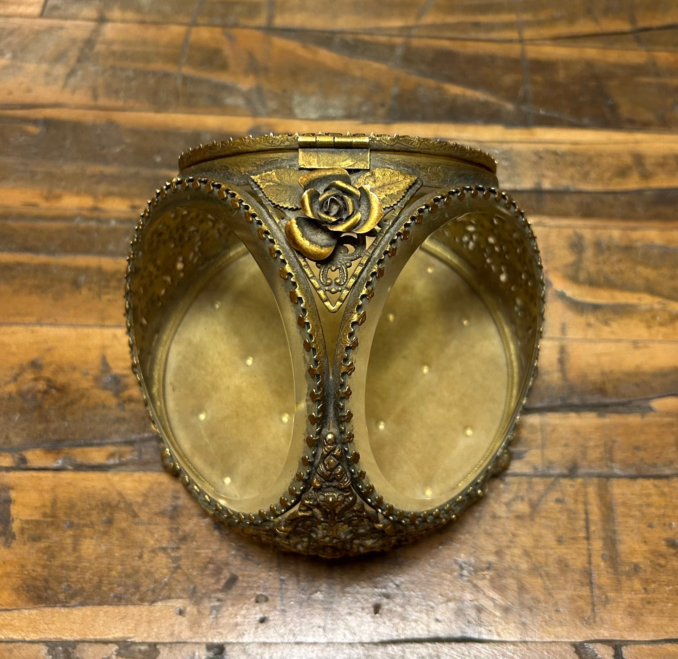Vintage Ormolu Jewelry Casket Box, skuL 032938